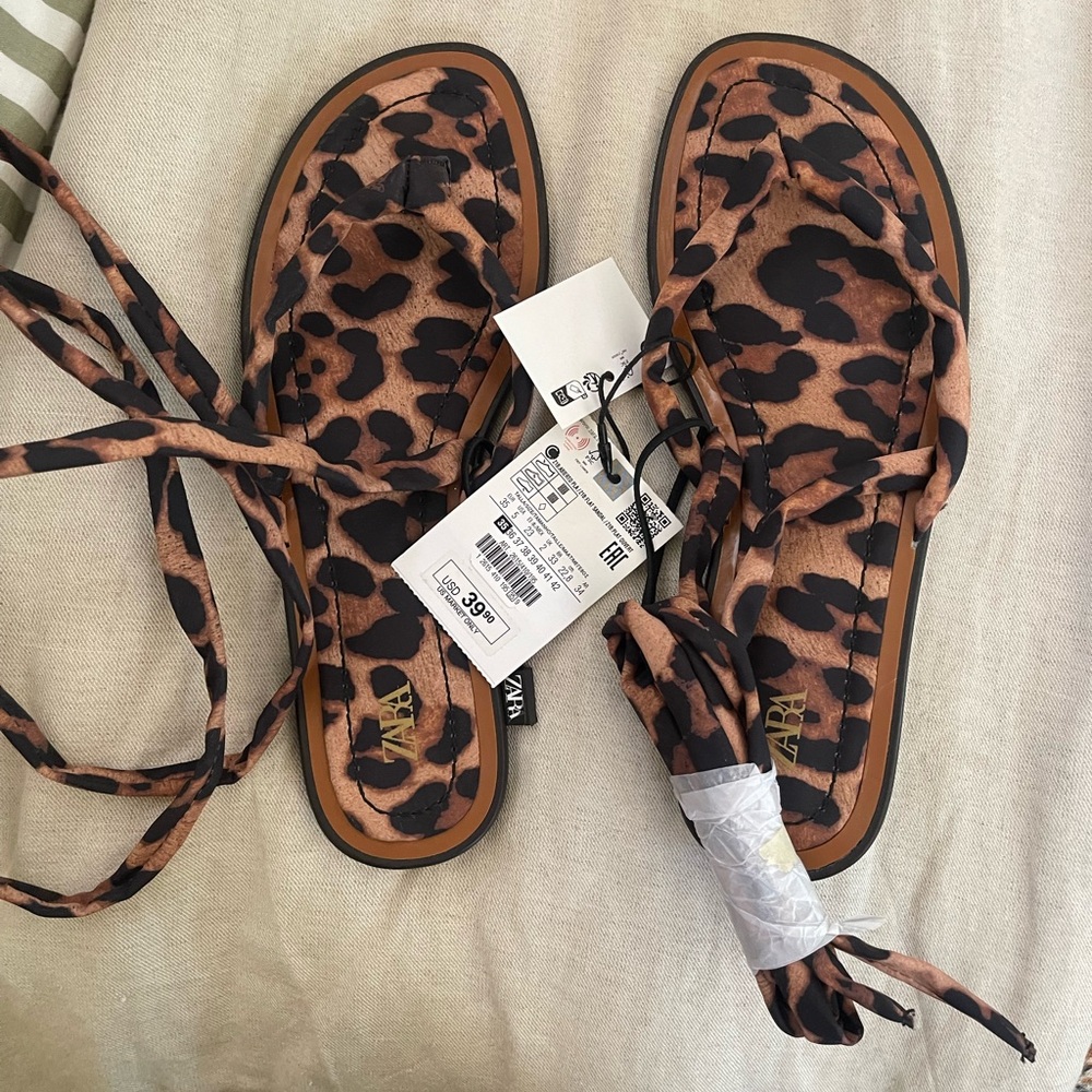 Zara leopard sandals